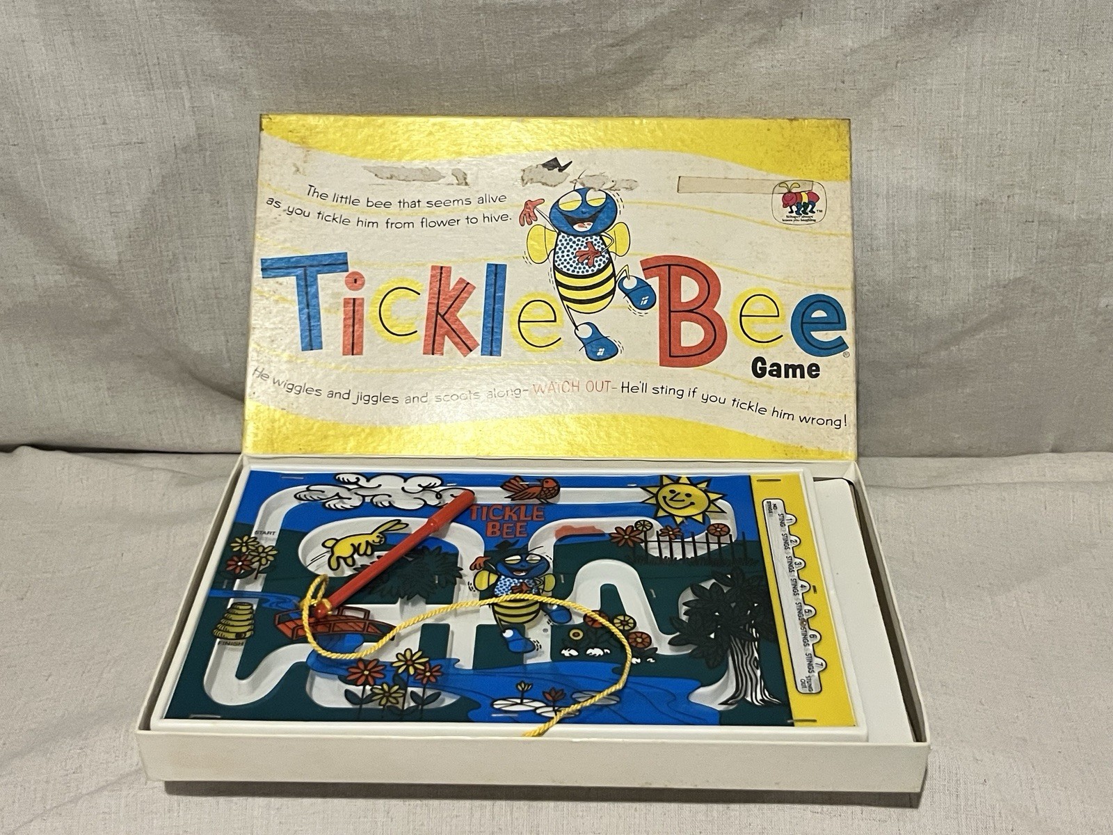 Schaper Tickle Bee Vintage Animals Board Game, Ages 4-7, 1+ Player