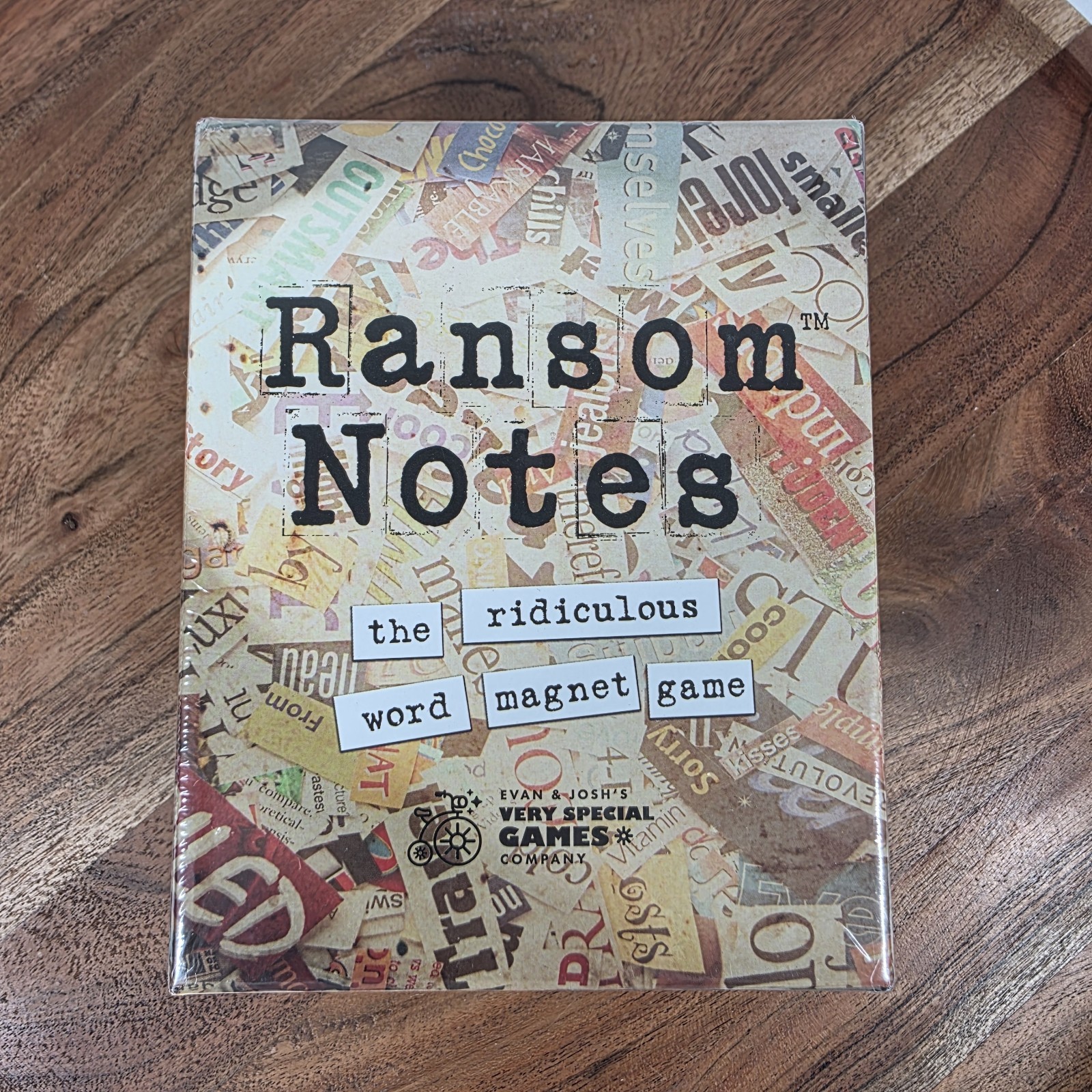 Ransom Notes The Ridiculous Word Magnet Party Game New Sealed Free Shipping
