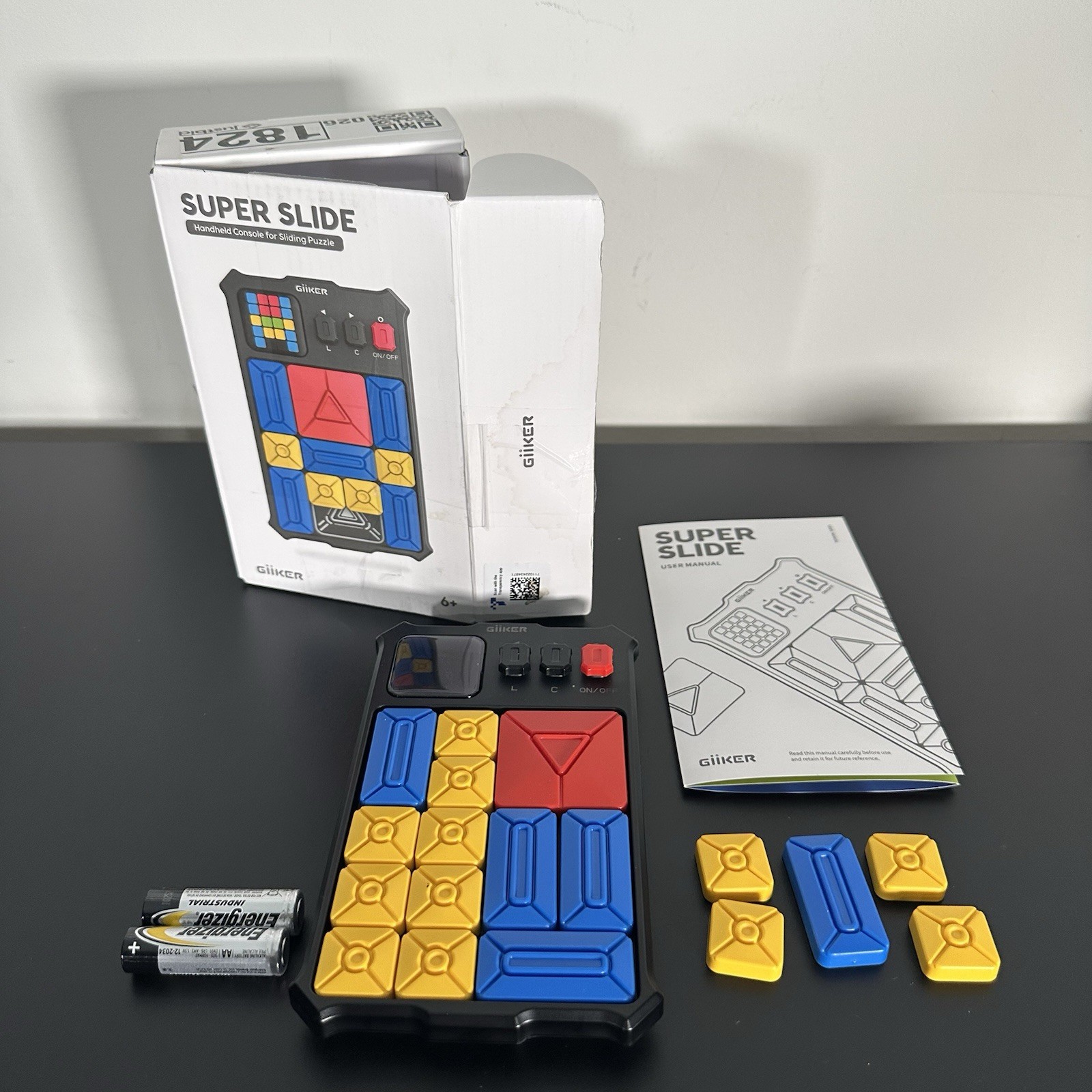 GiiKER Super Slide Handheld Console Puzzle Game 500+ Smart Brain Teaser Toy Gift