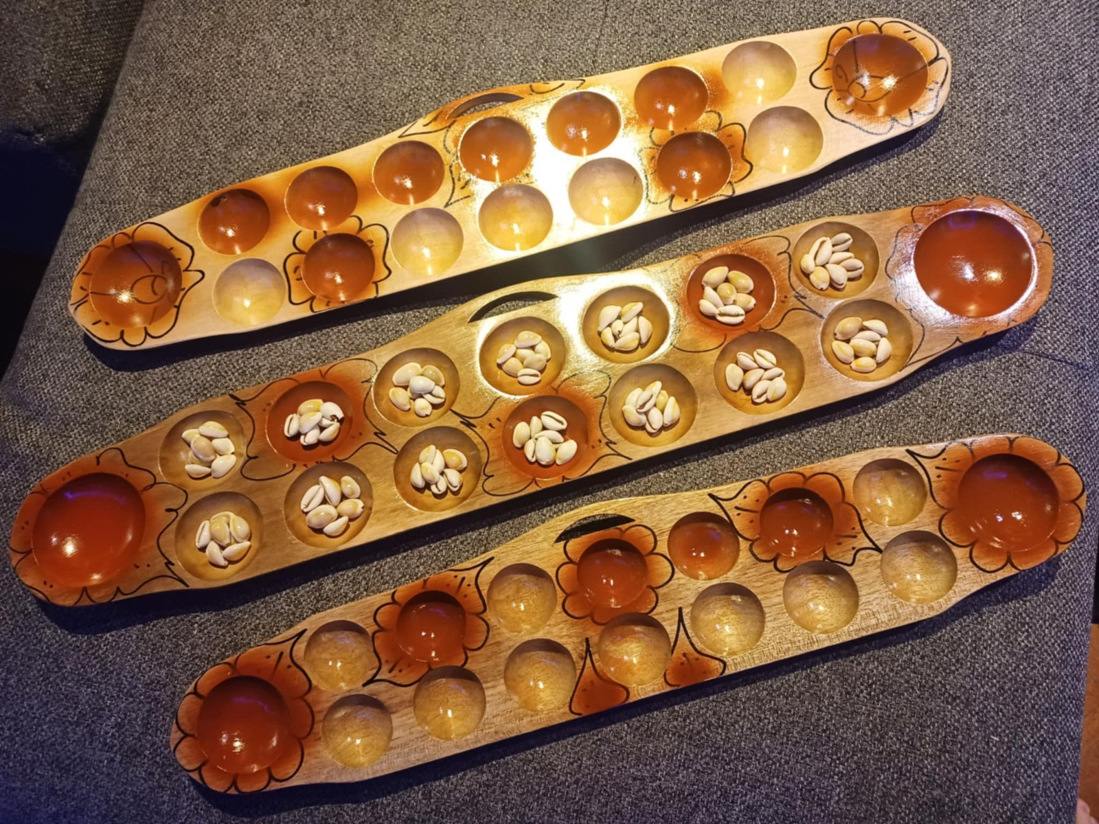 Handmade Filipino Sungka with 100 Sigay (Cowrie) Shells – Large 27″