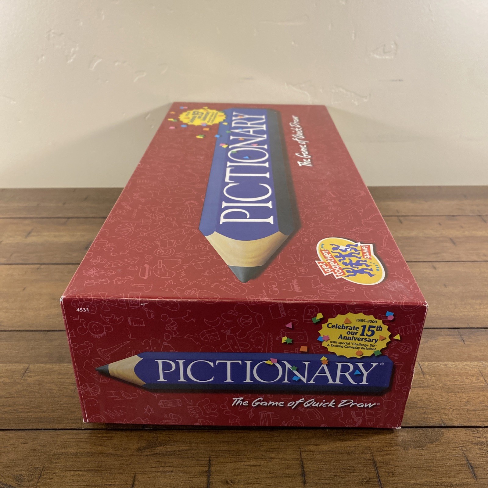 2000 Pictionary 15th Anniversary Edition Complete in Great Condition