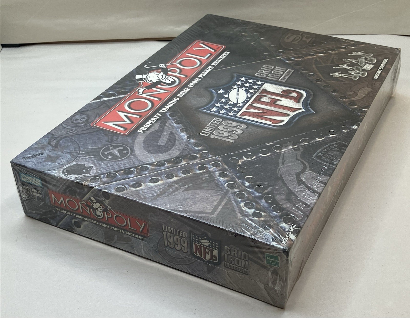 Monopoly NFL Grid Iron Edition 1999 New Sealed