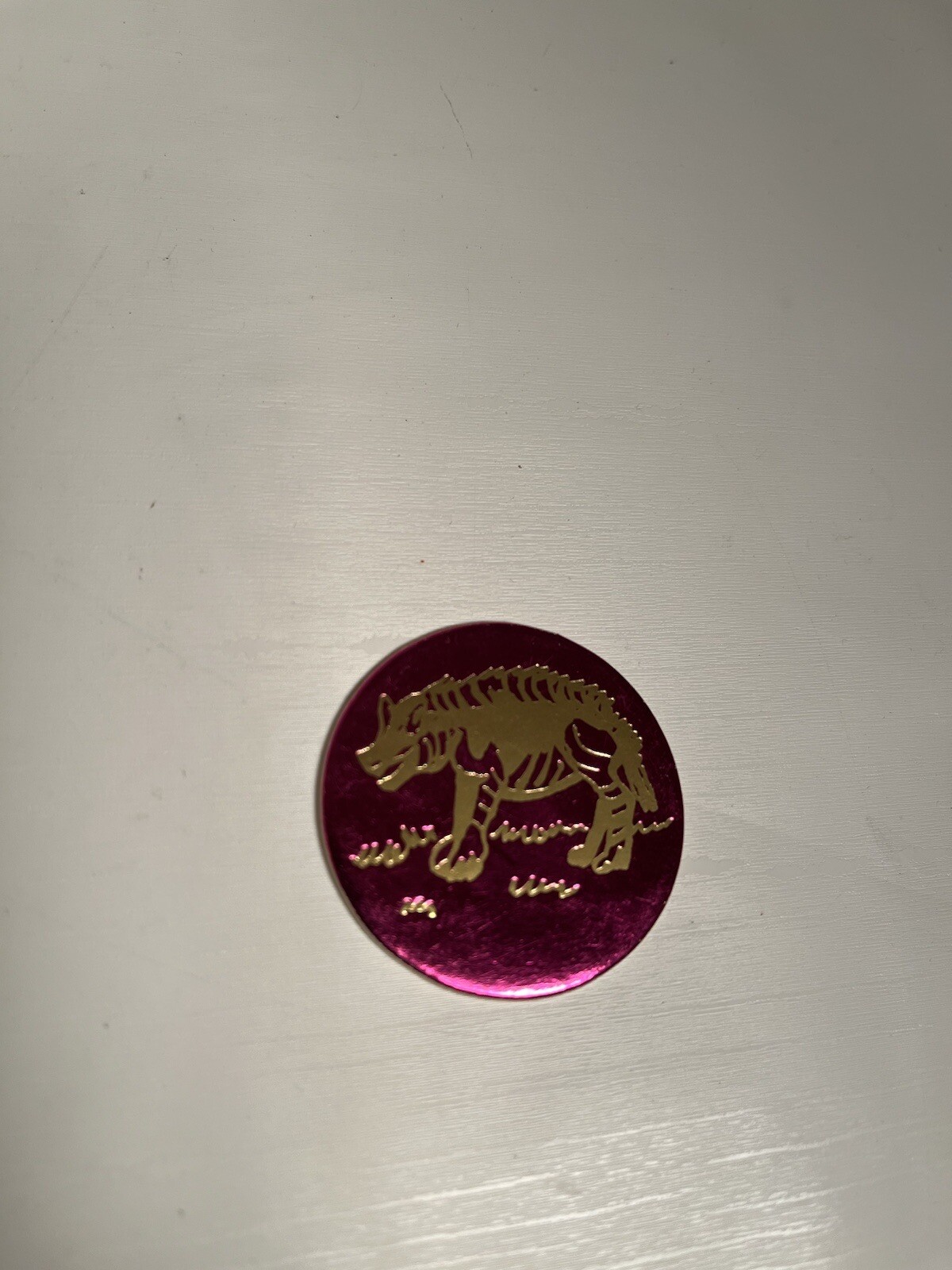 Vntg POG 1990s Hyena Africa Animal Foil HTF Shiny Milk Bottle Top Magenta Gold