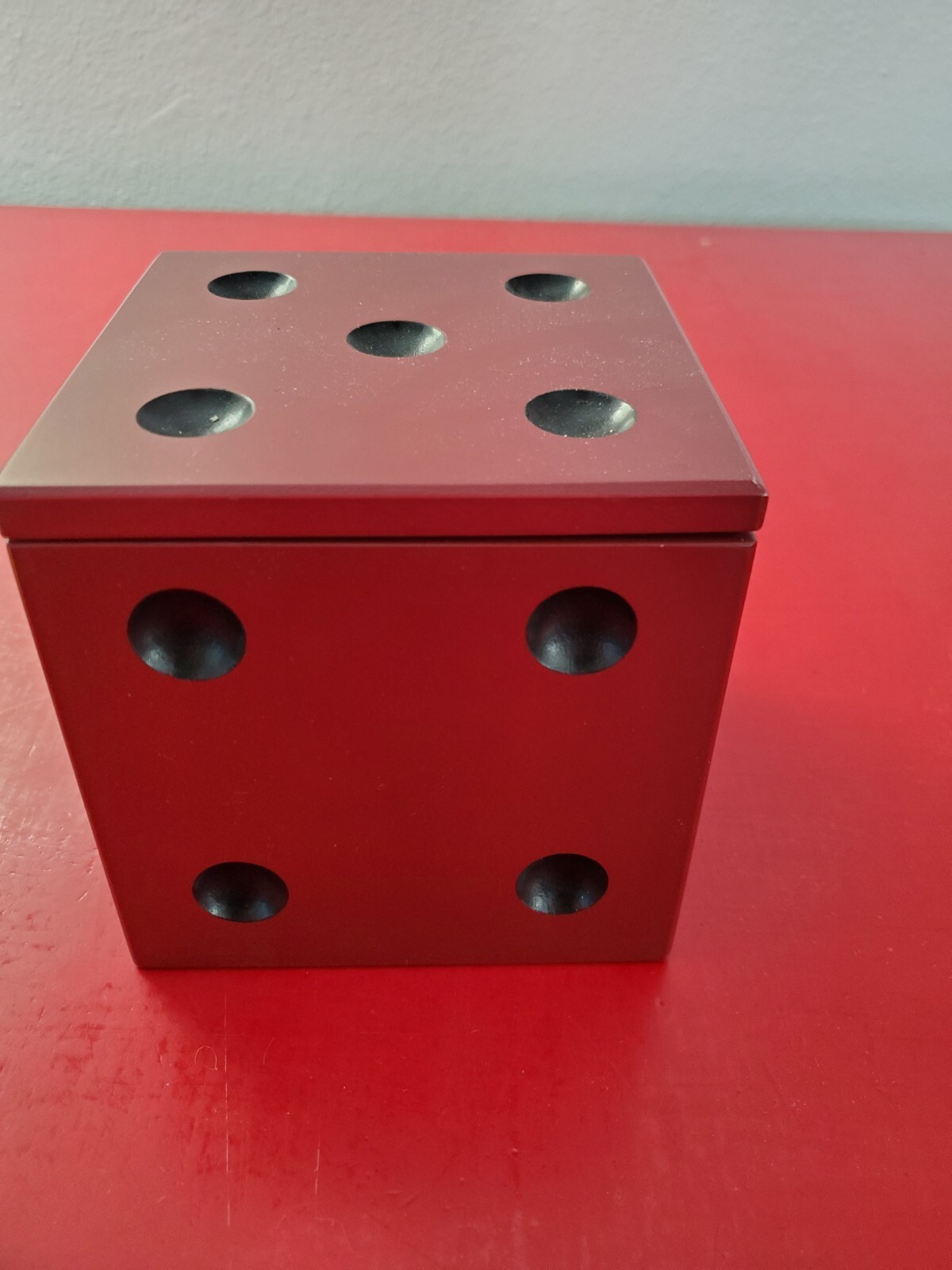 Front Porch Classics ~ LIAR’S DICE, A Classic Bluffing Game In Wood Box Complete