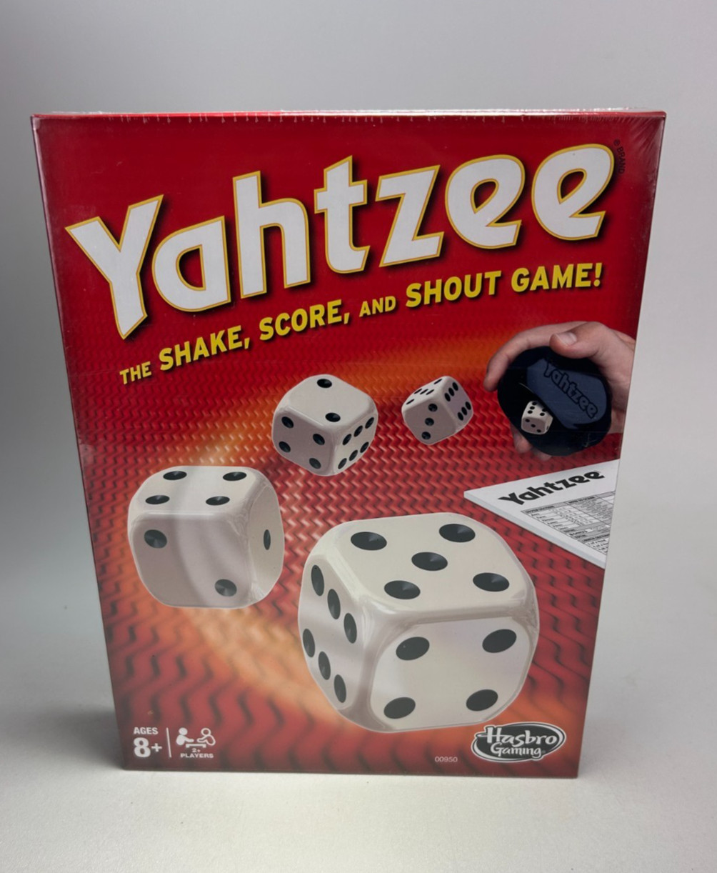 Hasbro Yahtzee Classic Dice Game Brand New Sealed Family Board Game Fun