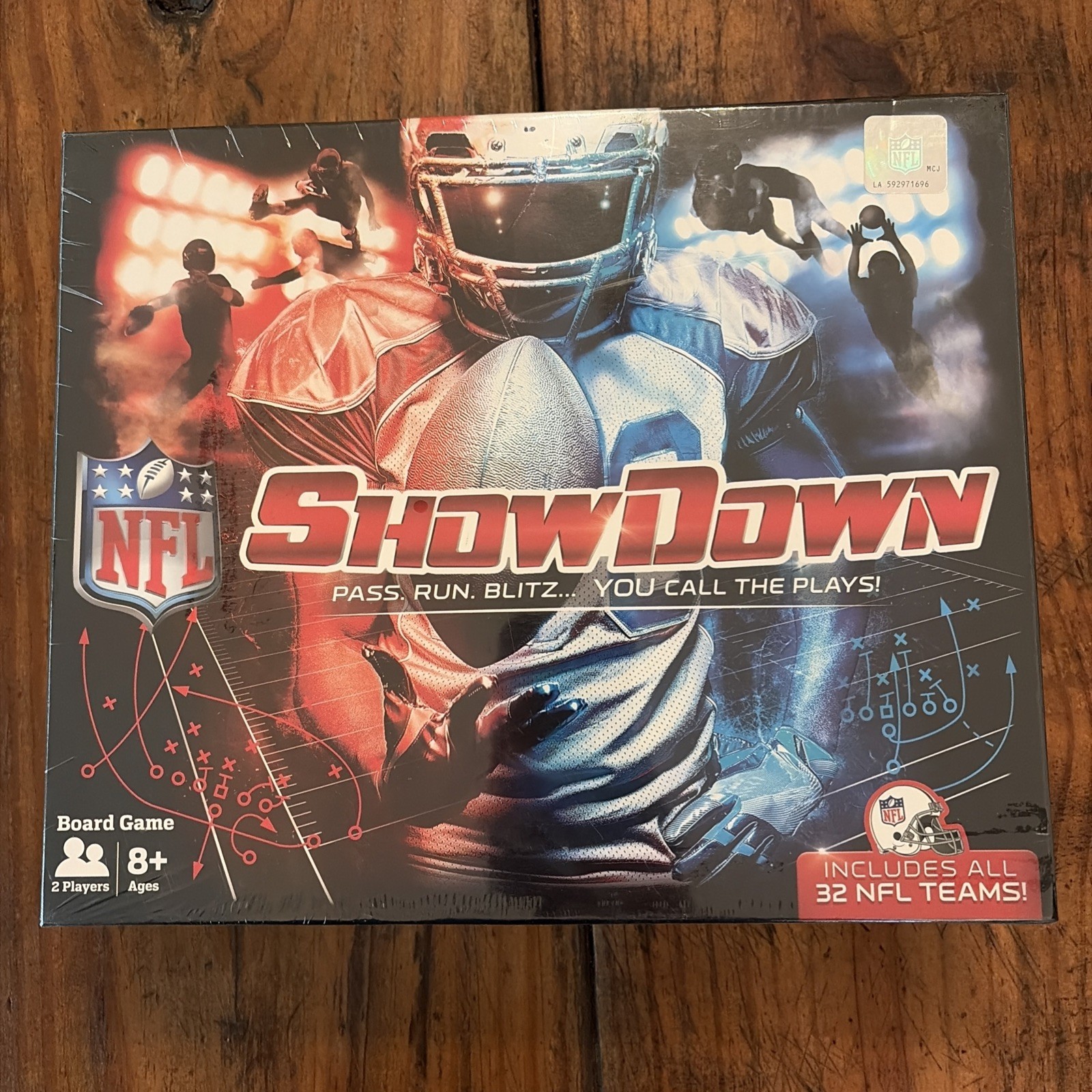 NFL SHOWDOWN Football Board Game You Call The Plays New Factory Sealed