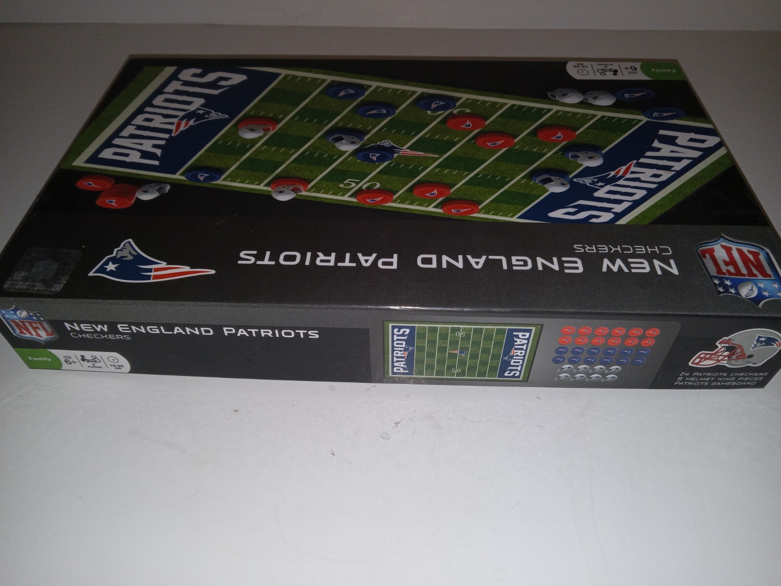 MasterPieces NFL Checkers Board Game Set New England Patriots 100% Complete