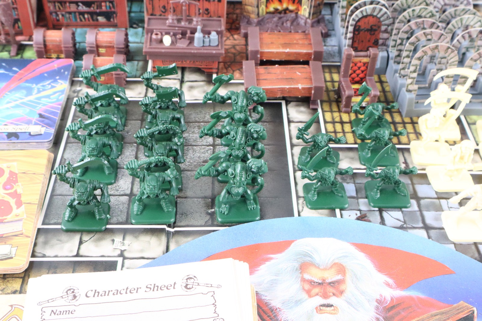 Hero Quest Board Game 1990 Kellar’s Keep, Witch Lord & Barbarian Quest Pack MB