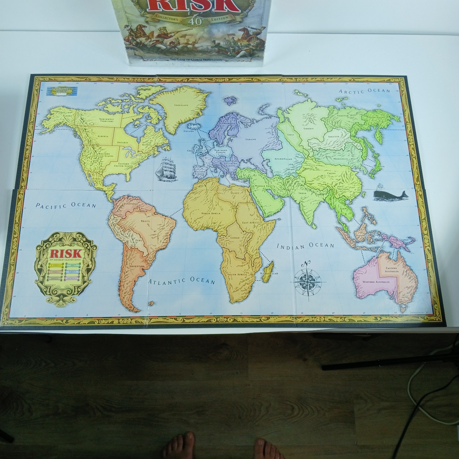 HASBRO 1999 RISK GAME 40TH COLLECTORS EDITION COMPLETE EXCELLENT