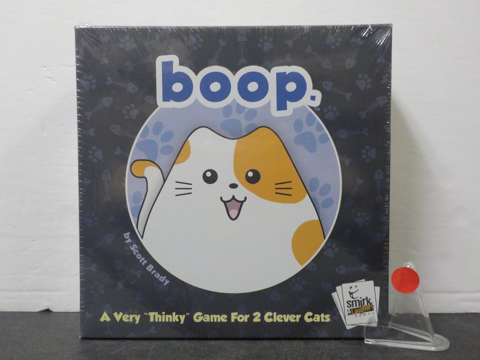 G1219 Scott Brady’s Boop Strategy Board Game For 2 Players – Mensa Select Winner