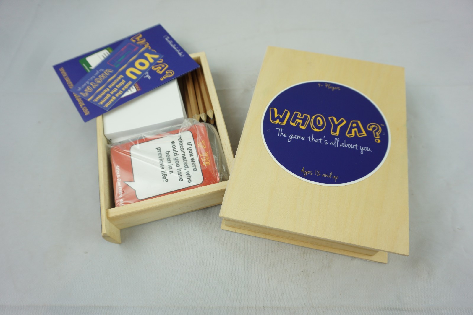 WhoYa? The Game That’s All About You Ages 12 and Up 4+ Players