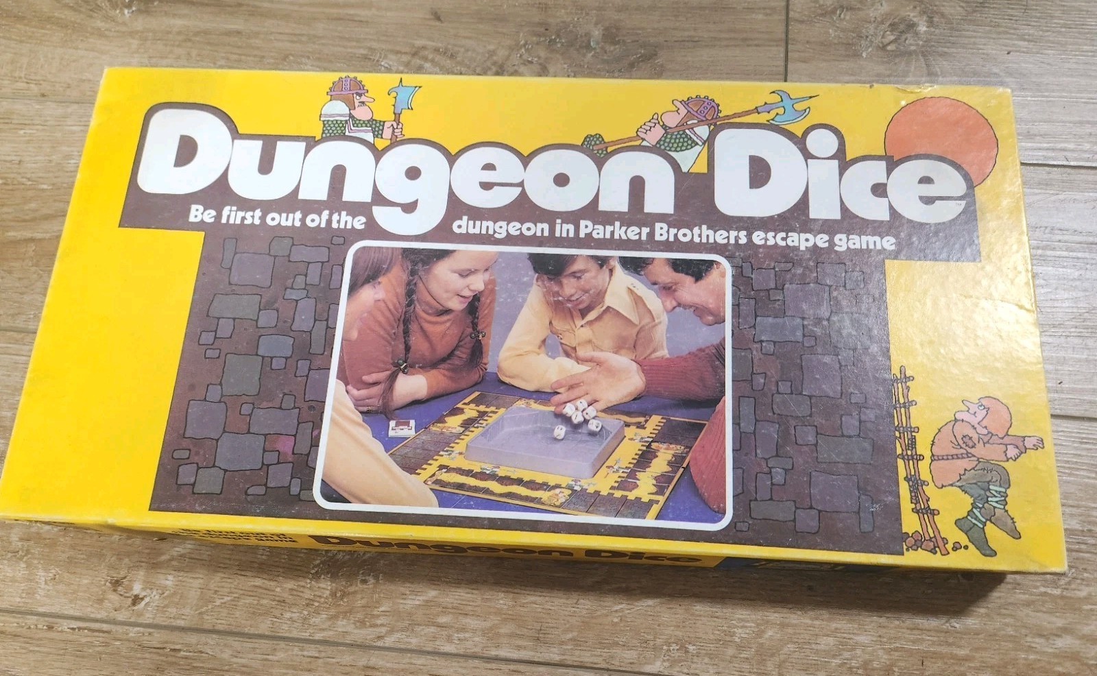 Vintage 1977 Dungeon Dice Board Game Parker Brothers