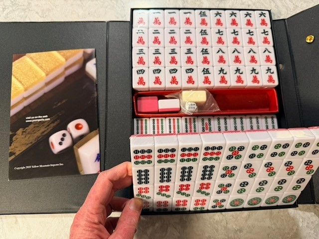 Yellow Mountain Imports Chinese Mahjong Set – “Rouge Harmony”