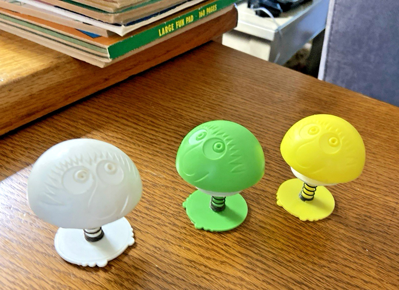 Vintage Lot of 3 1968 Poppin Hoppies Pop Up Yellow White & Green