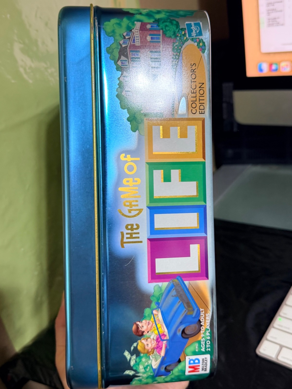 The Game of Life Collector’s Edition Tin COMPLETE Milton Bradley 2000
