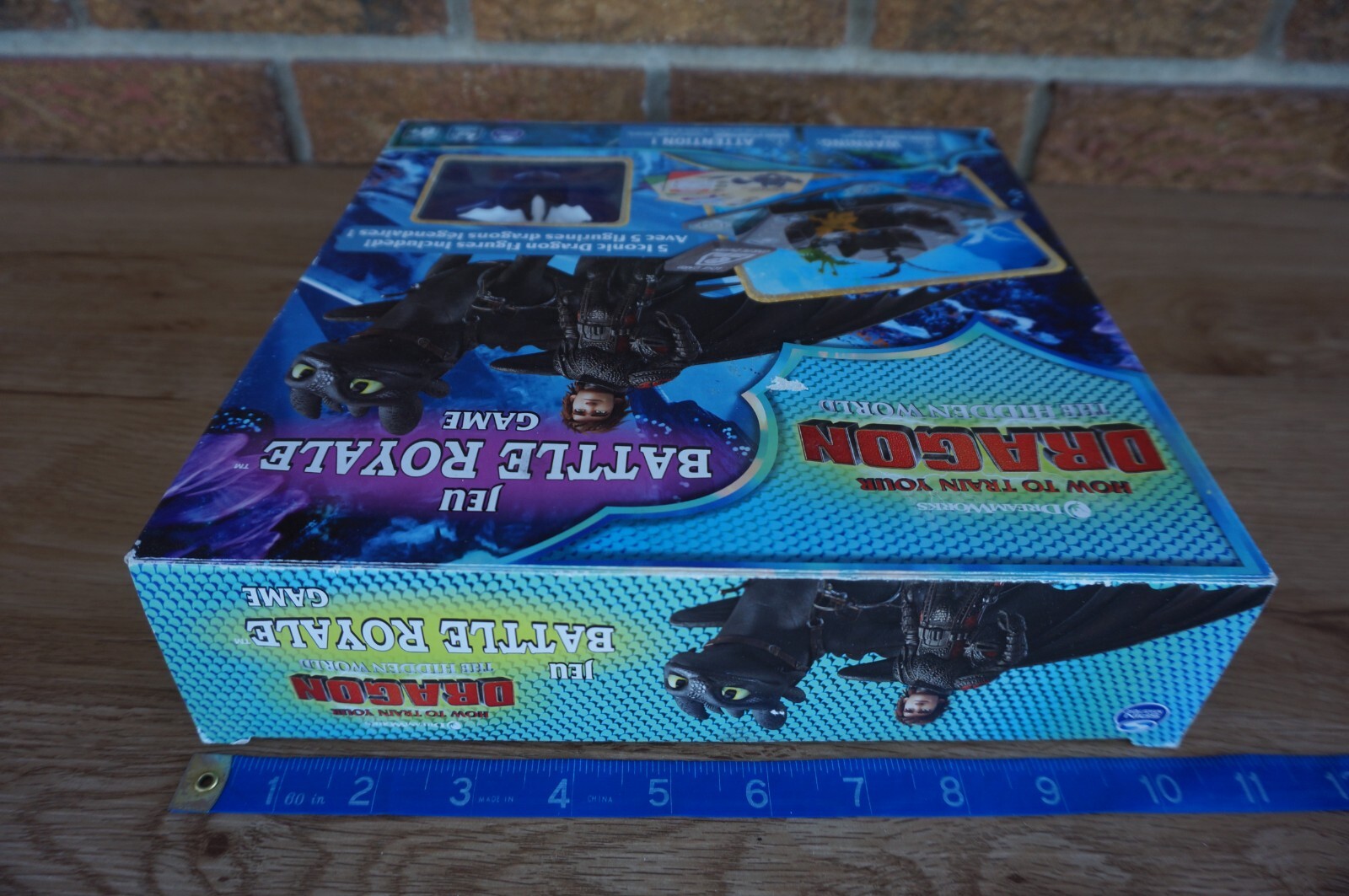 GAME How to Train Your Dragon The Hidden World JEU Battle Royale Board Game NEW