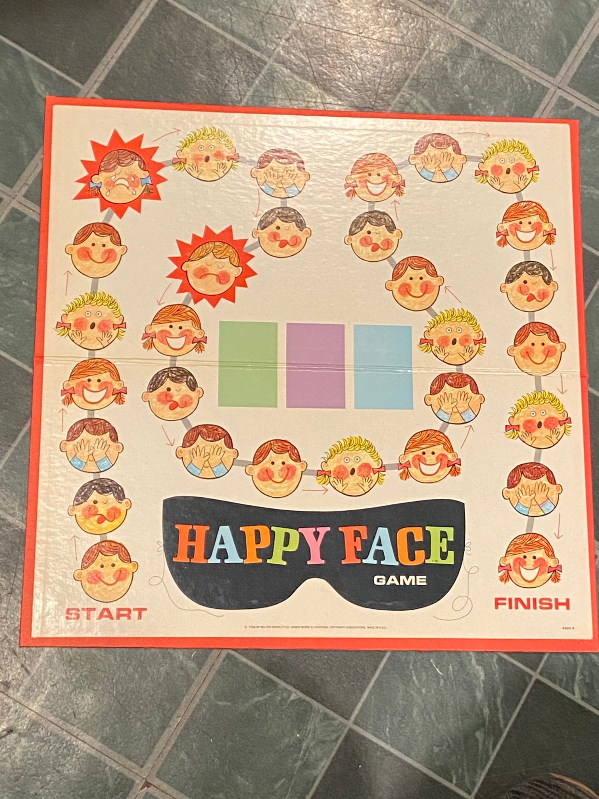 VIntage 1968 Happy Face Board Game REPLACMENT BOARD ONLY 16 1/4″ *Pre-Owned* o2