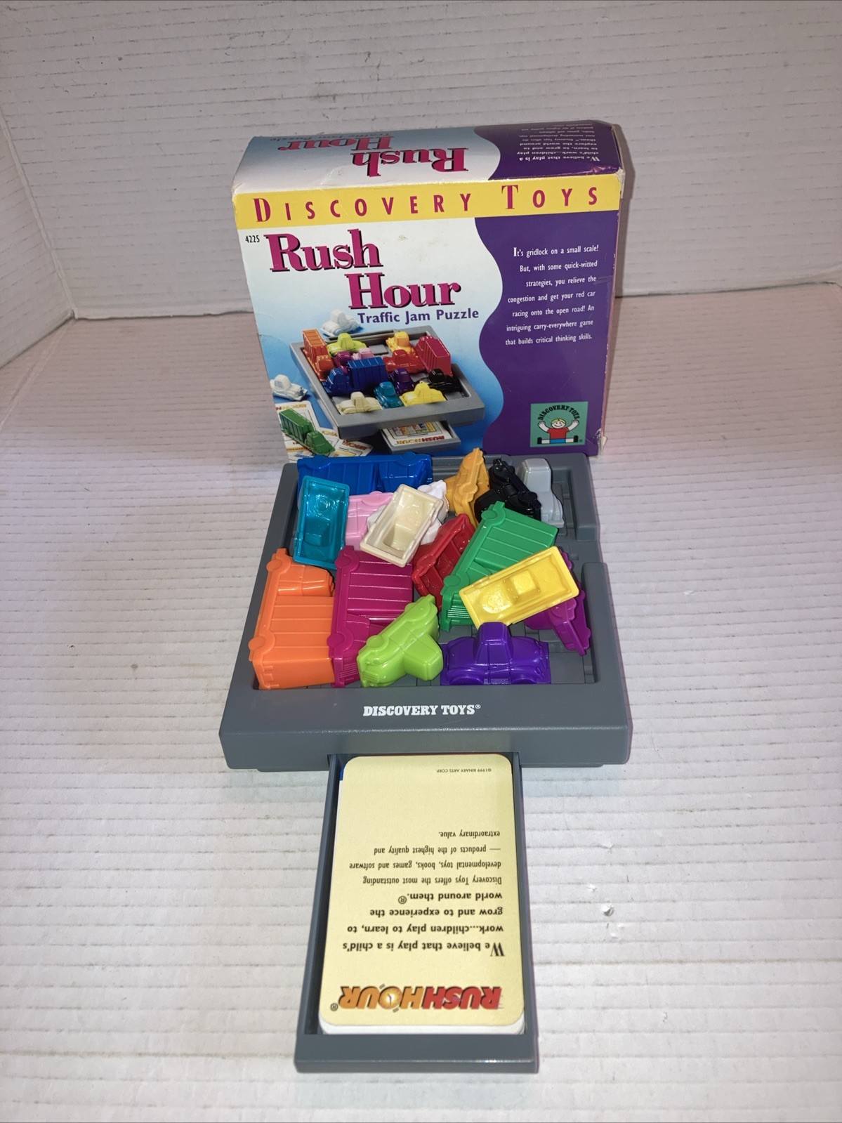 DISCOVERY TOYS RUSH HOUR TRAFFIC JAM PUZZLE GAME 4225 IN ORIGINAL BOX COMPLETE