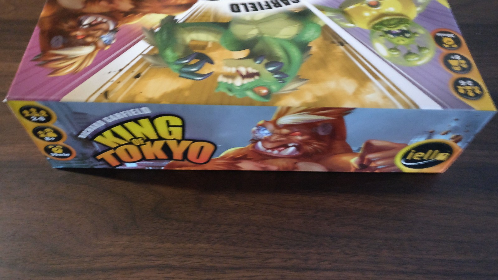 IELLO King of Tokyo Richard Garfield Board Game – Great condition