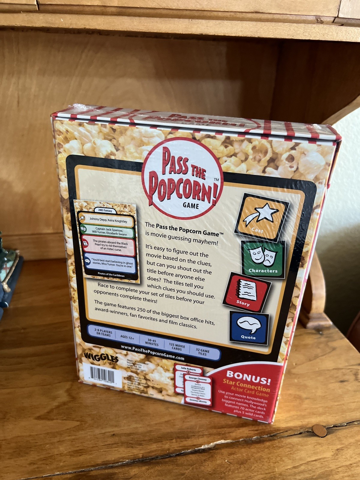 PASS THE POPCORN movie trivia with bonus Star Connection Game From 2008 NEW