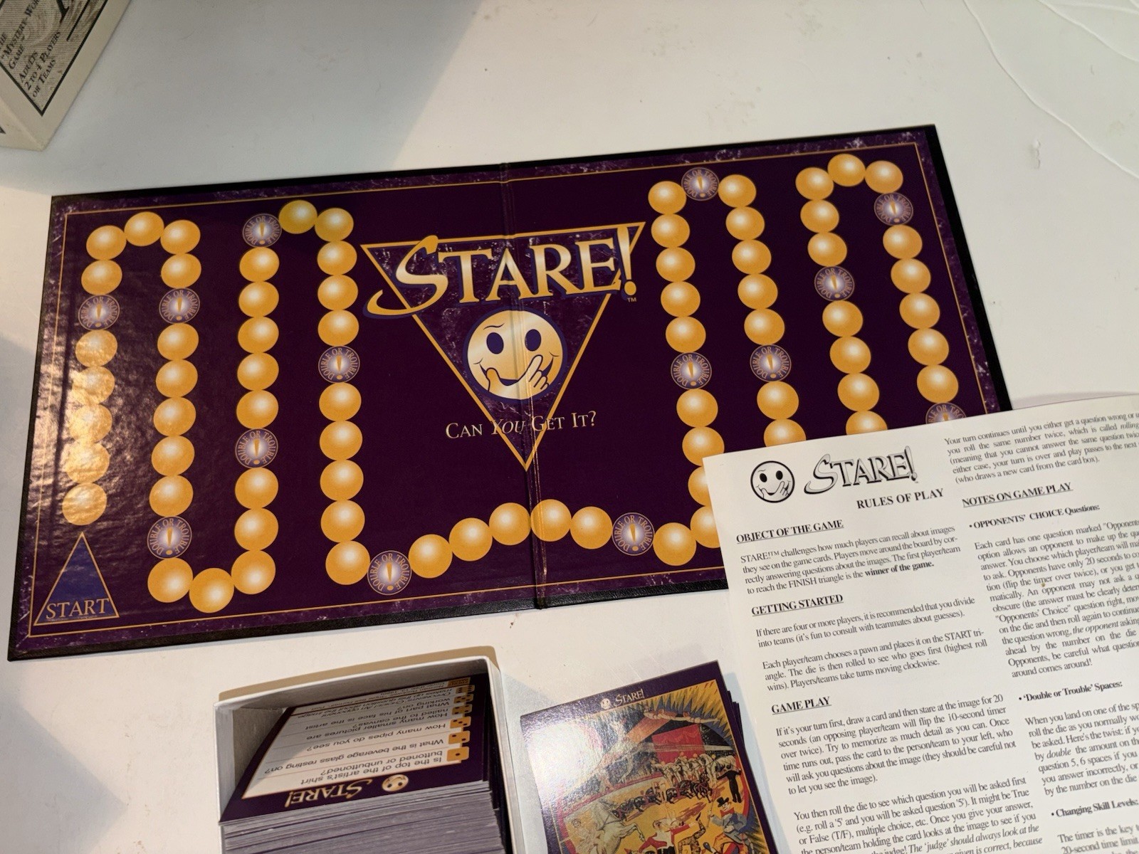 Stare! Board Game Can You Get It? 1st Ed Test Your Memory Observe Recall Age 10+