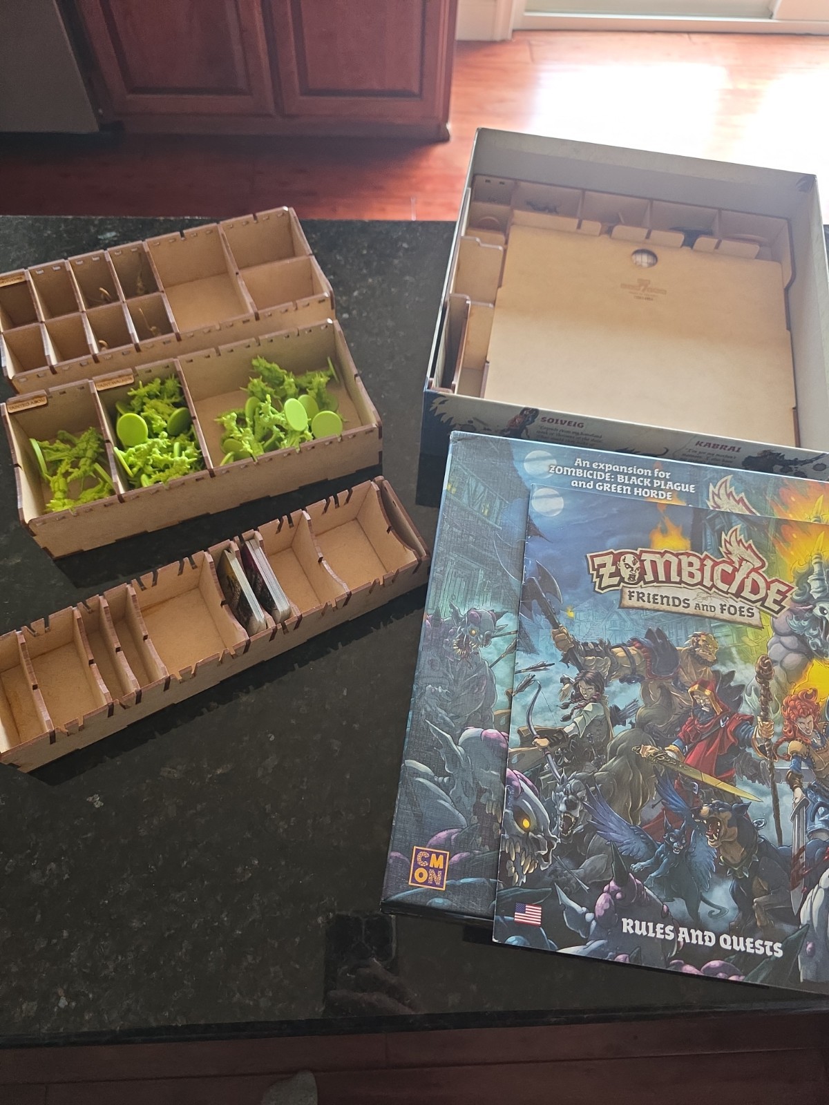 Zombicide Friends And Foes – Upgrades! – Double Walkers – G07 Wood Box – Minty!