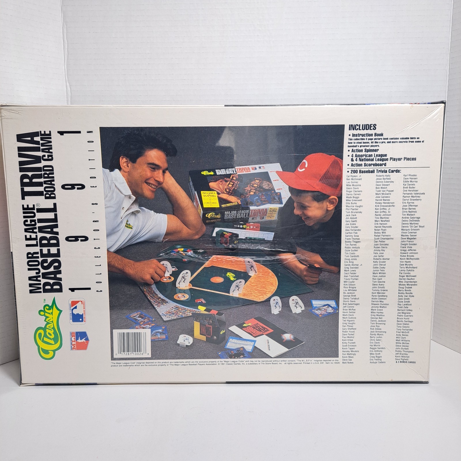 New/ sealed 1991 Classic Major League Baseball Trivia Board Game 200 Card Set
