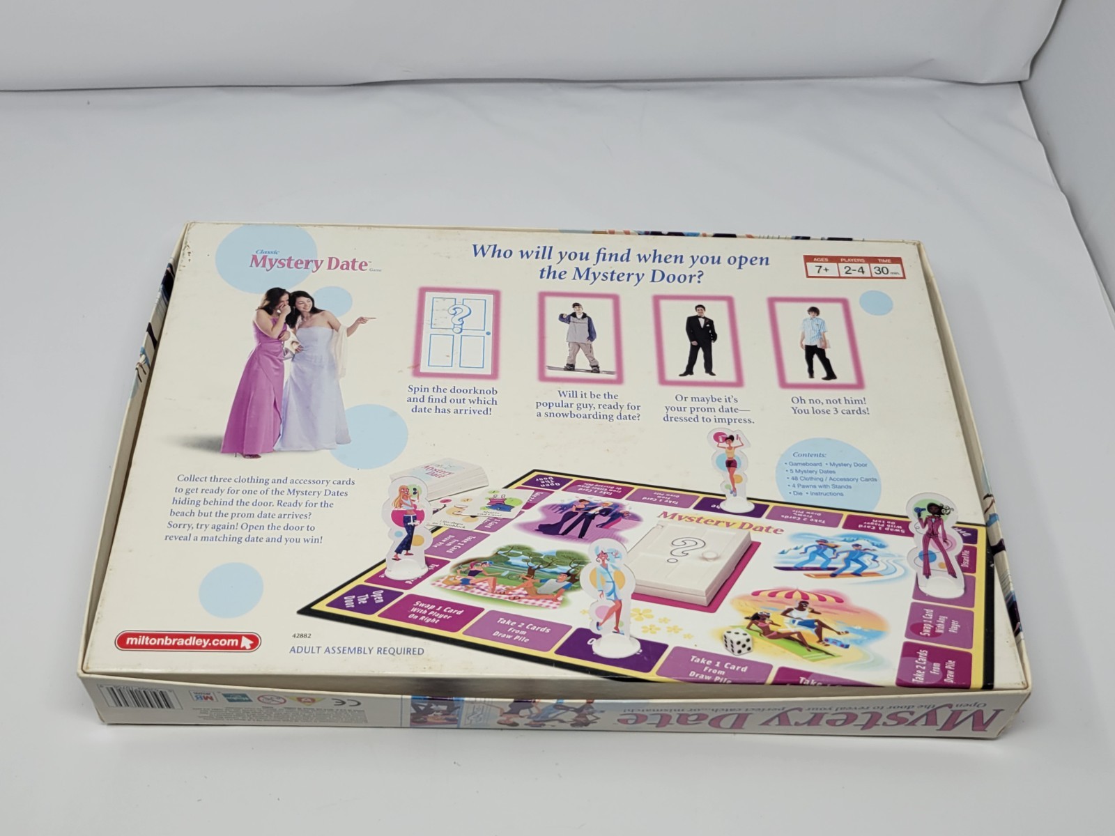 Classic Mystery Date Board Game 2005 Milton Bradley MB – Complete