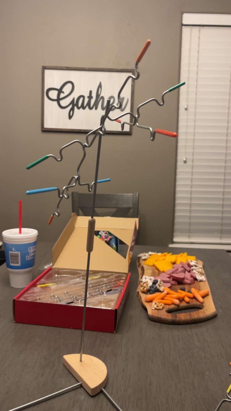 Spin Master Games, Suspend, A Balancing Family Game of Tricky Hangs & Steady Han