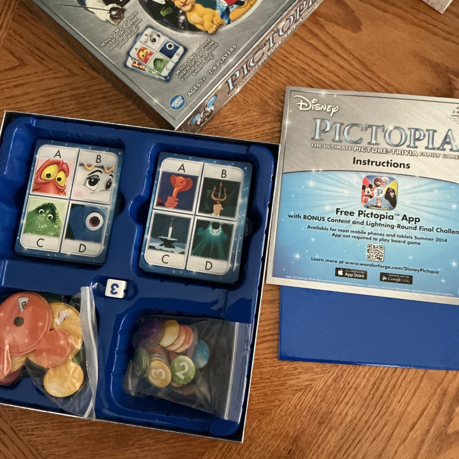 DISNEY Edition PICTOPIA Ultimate Picture-Trivia Family Game Wonder Forge Intact