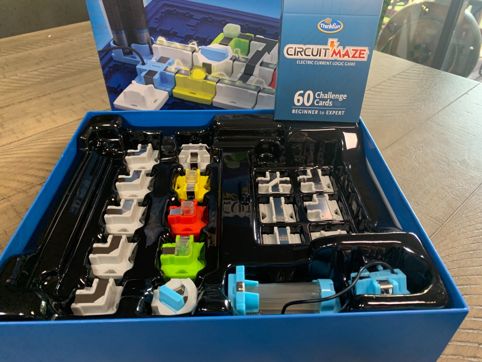 ThinkFun CIRCUIT MAZE Electric Current Logic Game | Ignite Your Mind! 60 Challen