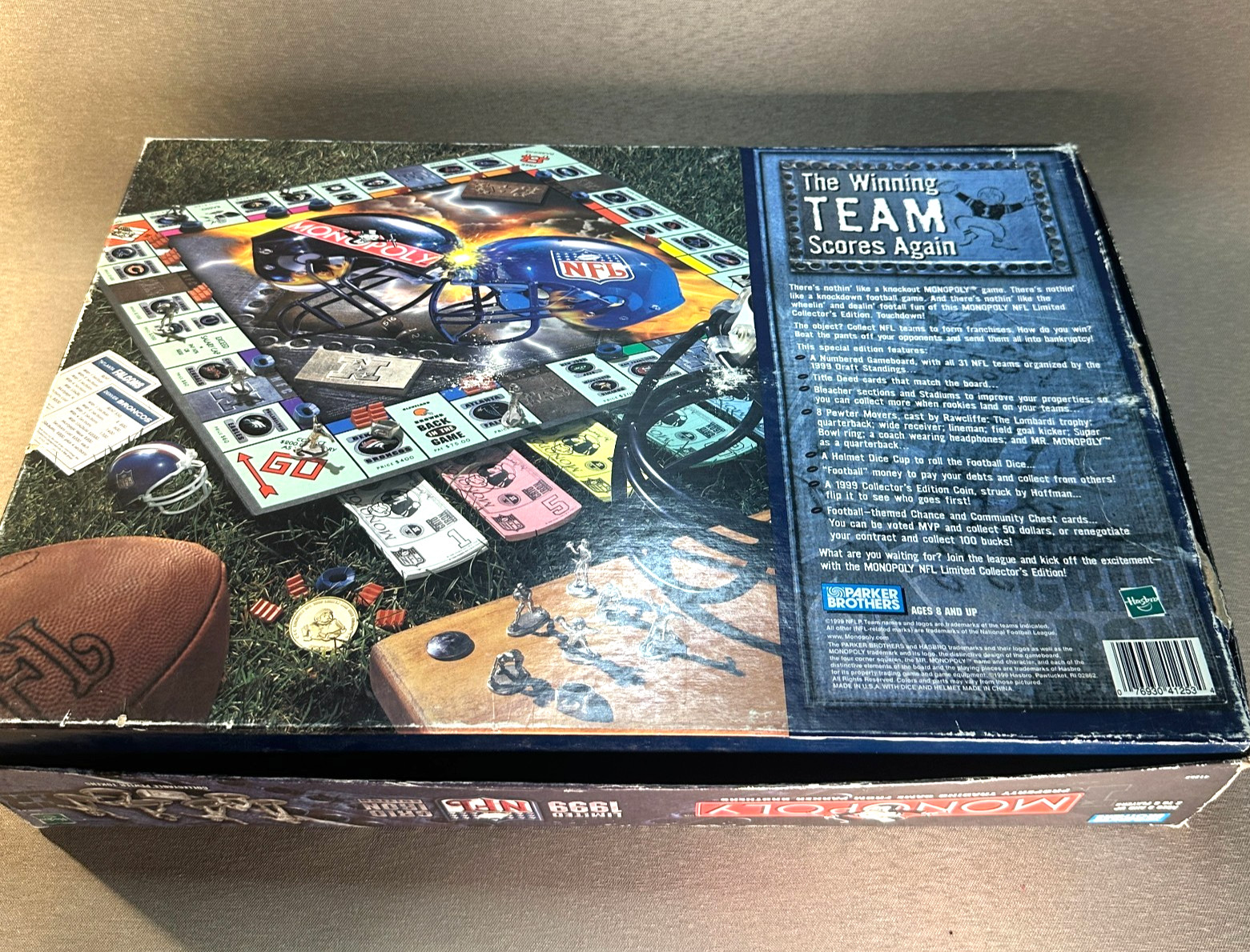 Monopoly NFL Limited 1999 Grid Iron Edition Parker Brothers Hasbro Collectible