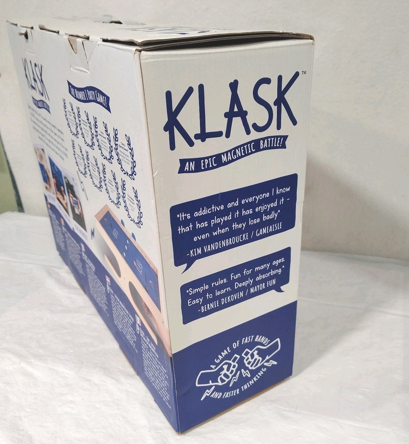 Klask Epic Magnetic Battle Board Game Age 8+ Strategy 2 Players Complete w Box