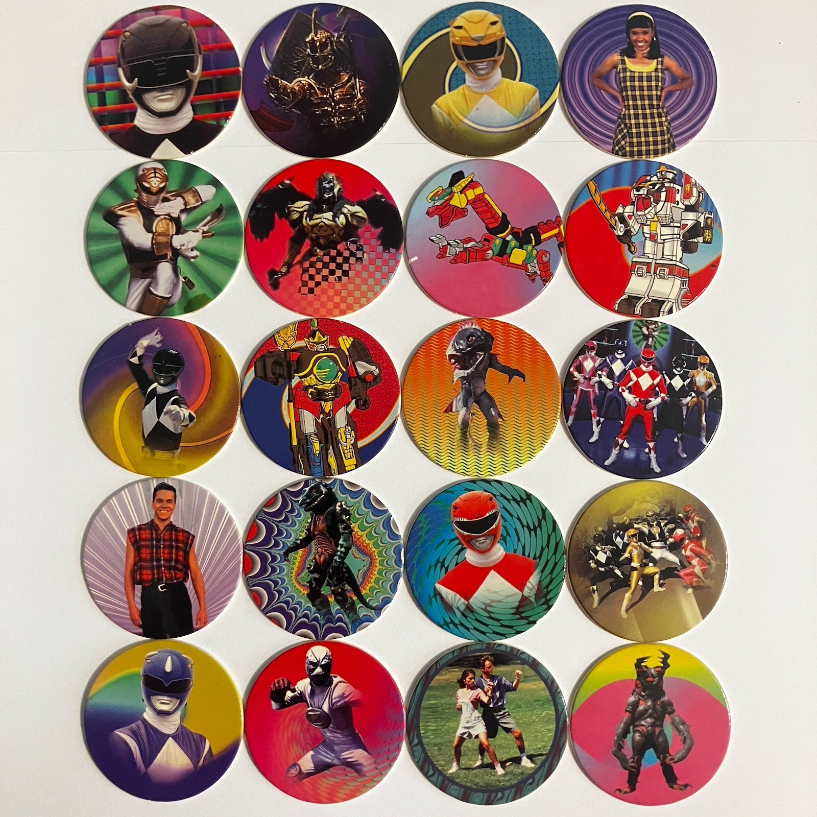 Lot of 20 Pogs Mighty Morphin Power Rangers Pogs from 1995 Saban Power Caps