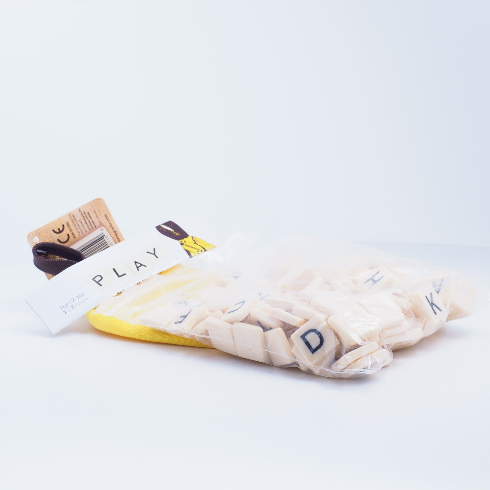 Bananagrams – Family Word Game – Includes: 1 Banana Pouch, 144 Tiles – NEW