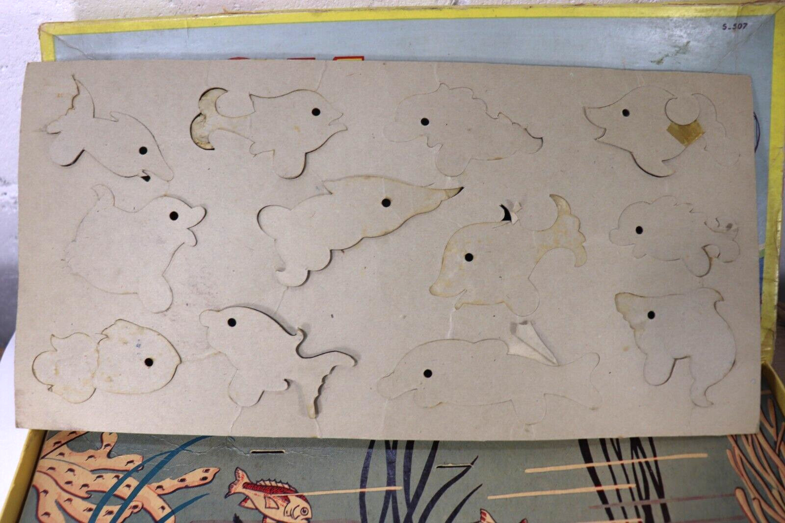 RARE Vintage FISH POND A Somerville Game 1950s/60s Children Fishing Game E4