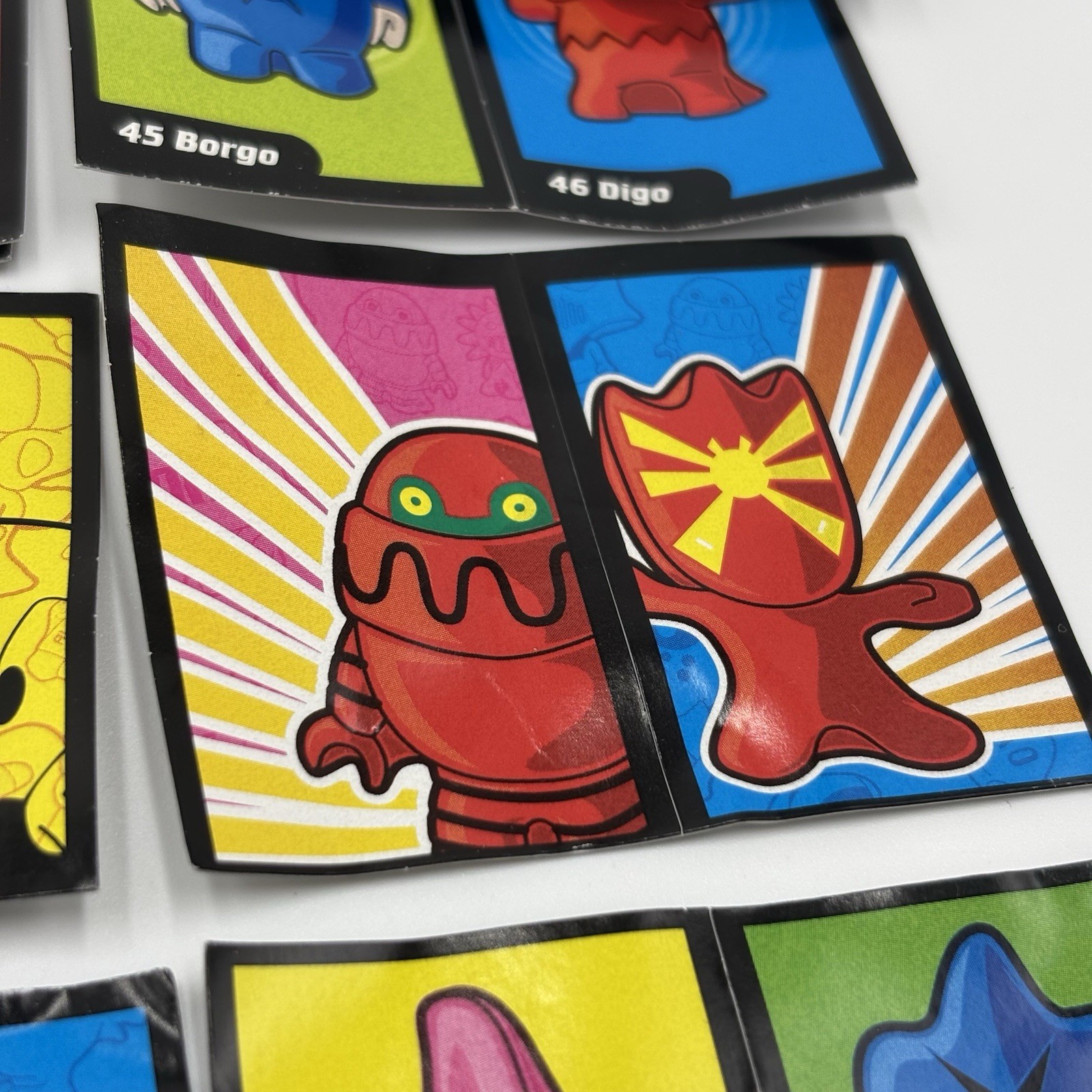 Amazing Graphics Stickers – European Turkey release Urban Toys Gogos Crazy Bones