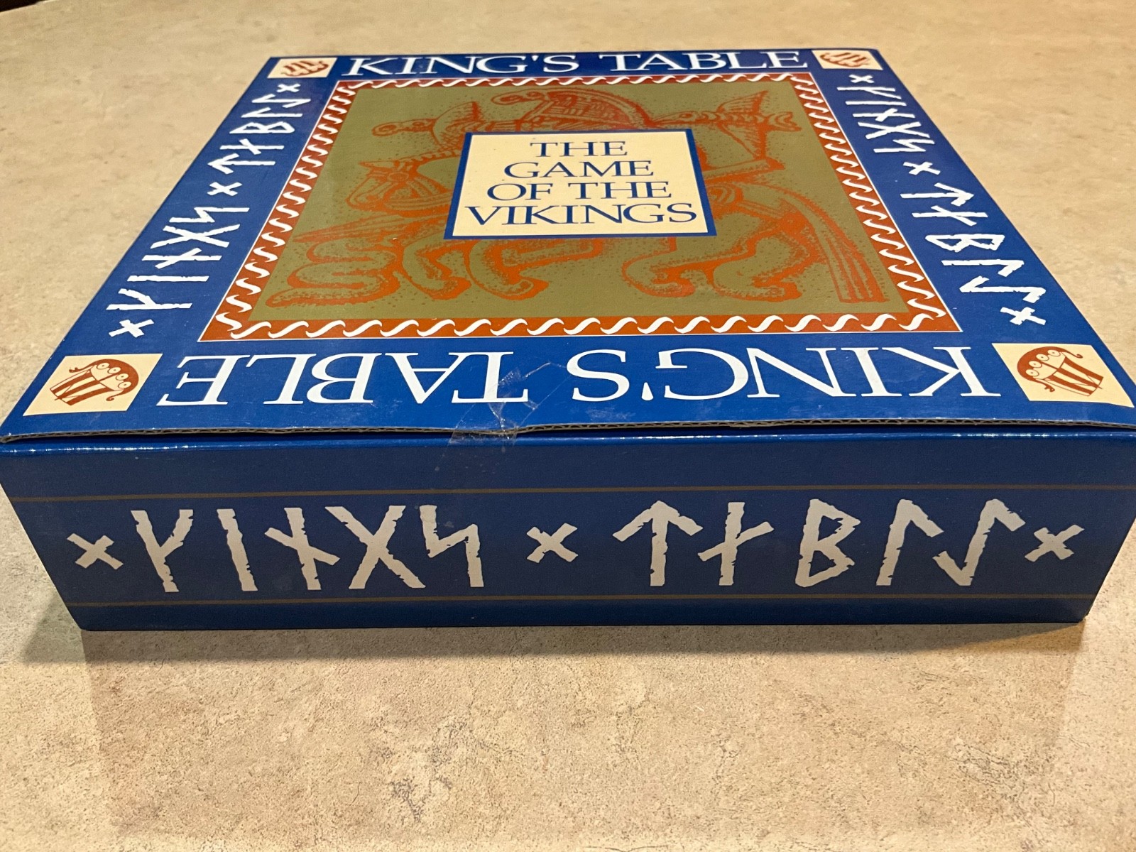 Kings Table- The Board Game of The Vikings (AKA HNEFATAFL) – NIB