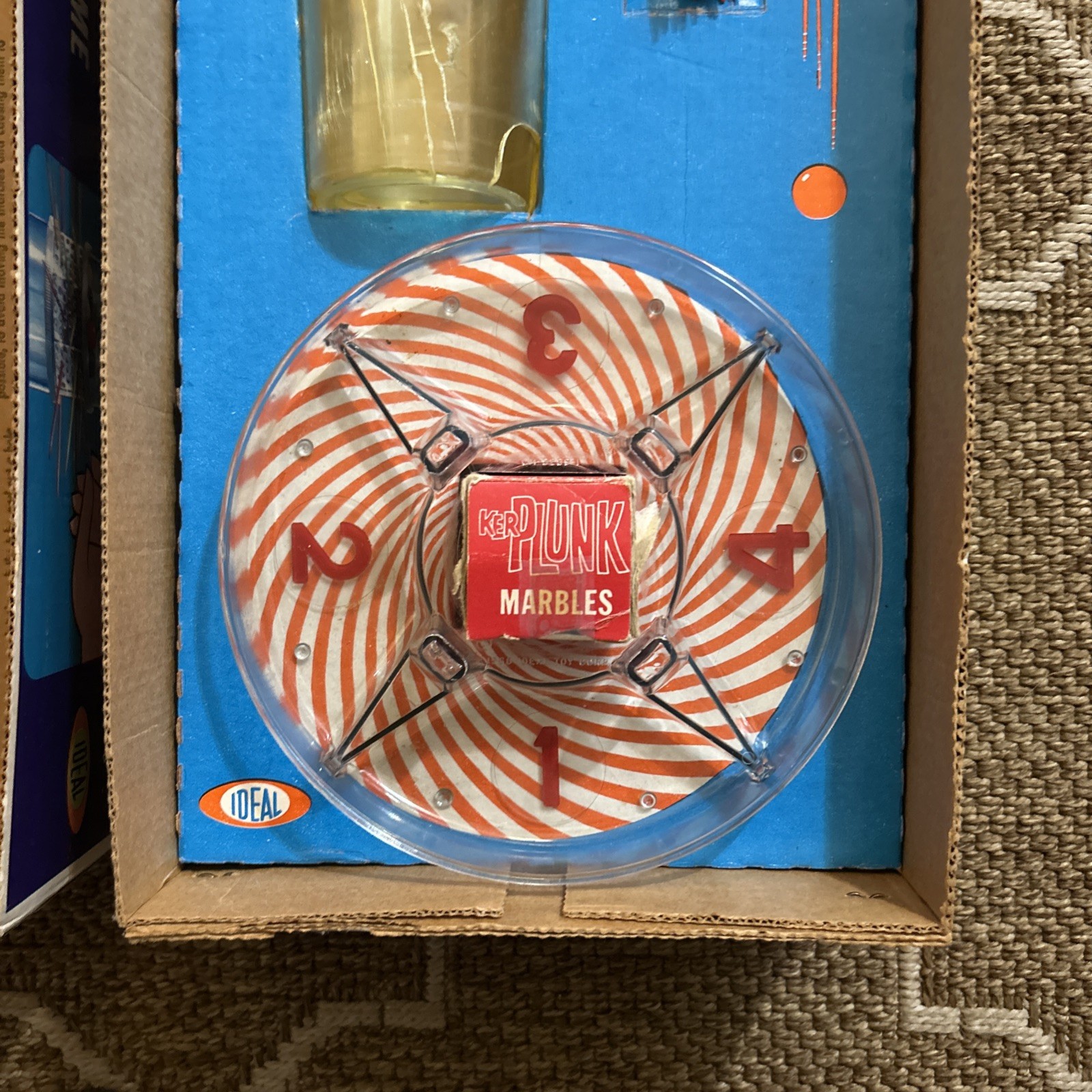 1967 Kerplunk By Ideal Original Box 26 Sticks 27 Marbles Small Crack On Tube!