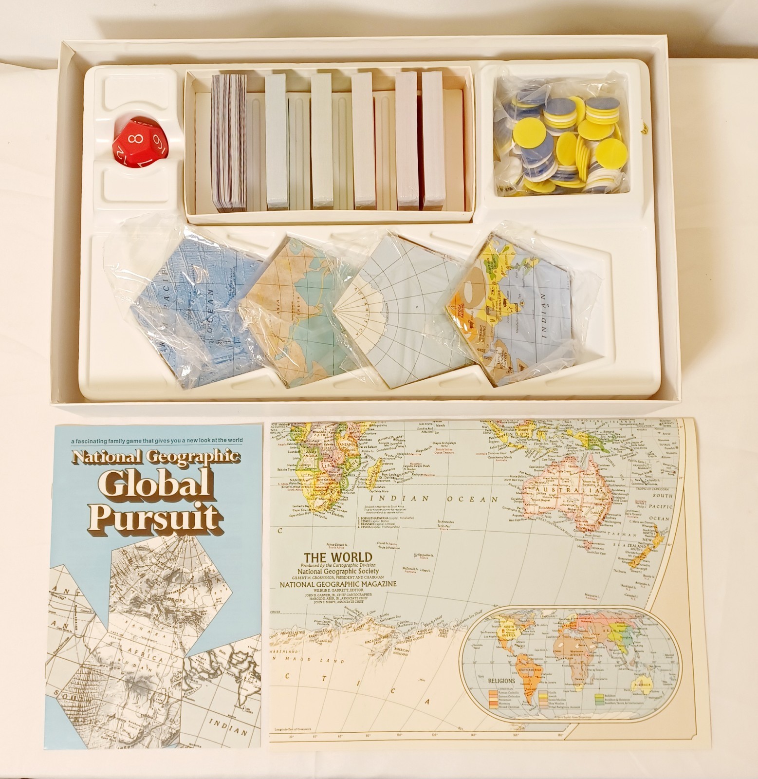 Vintage National Geographic Board Game Global Pursuit 1987 World Map Complete