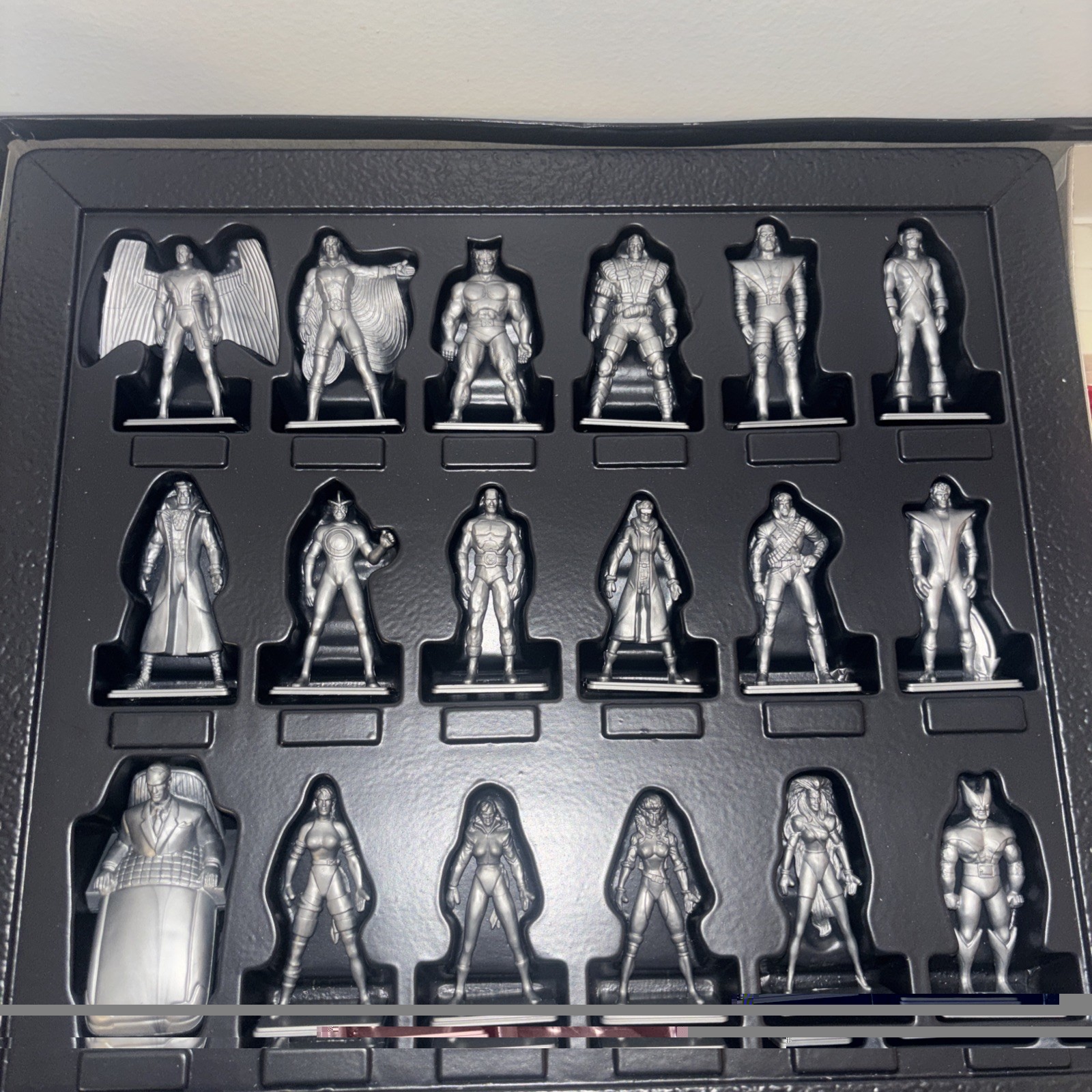 X-Men Alert Adventure Board Game Marvel Comic #4440 Pressman 18 Figures 1992