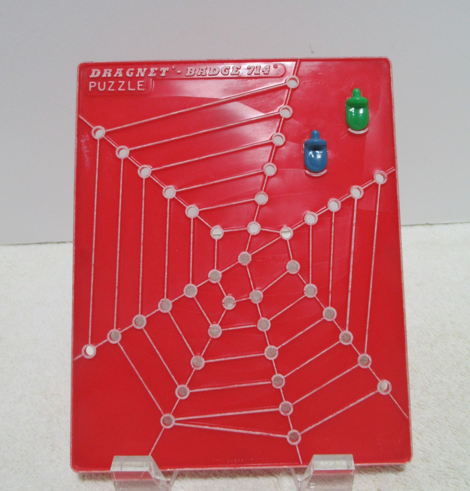 DRAGNET BADGE #714~BRAIN TEASER PUZZLE~VINTAGE 1955~TRANSOGRAM CO.