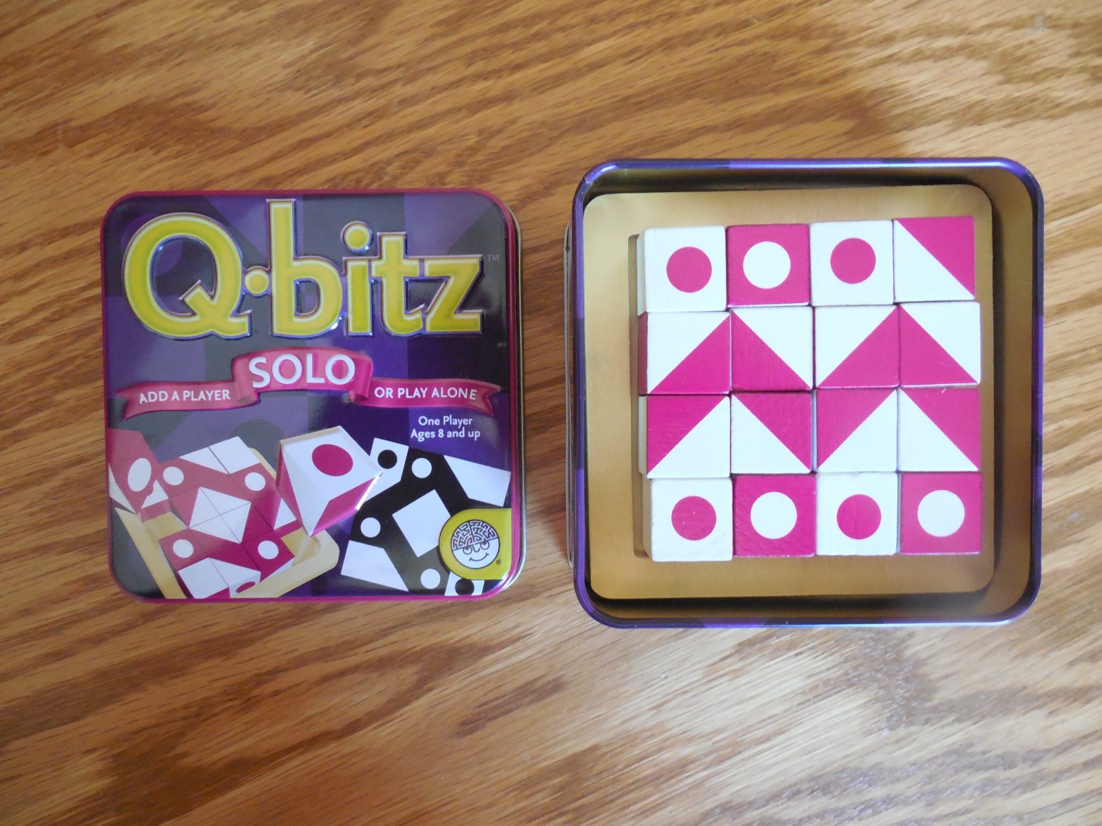 2012 Mindware Visual Cubed Game “Q-bitz” Magenta Solo Edition (no instructions)