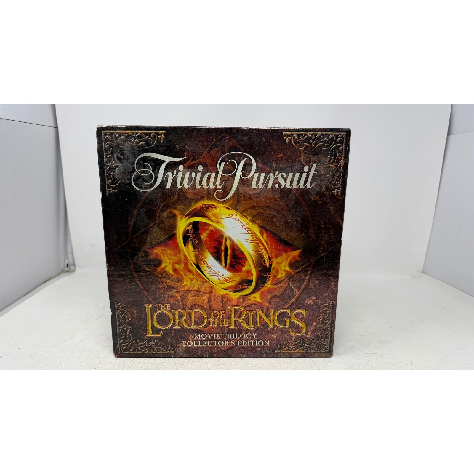 Trivial Pursuit Lord of the Rings Movie Trilogy Collector’s Edition Board Game