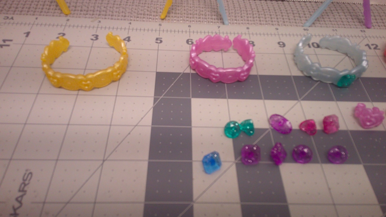 Disney Dazzling Princess Board Game Tiaras Jewelry partial set Dress Up Costume