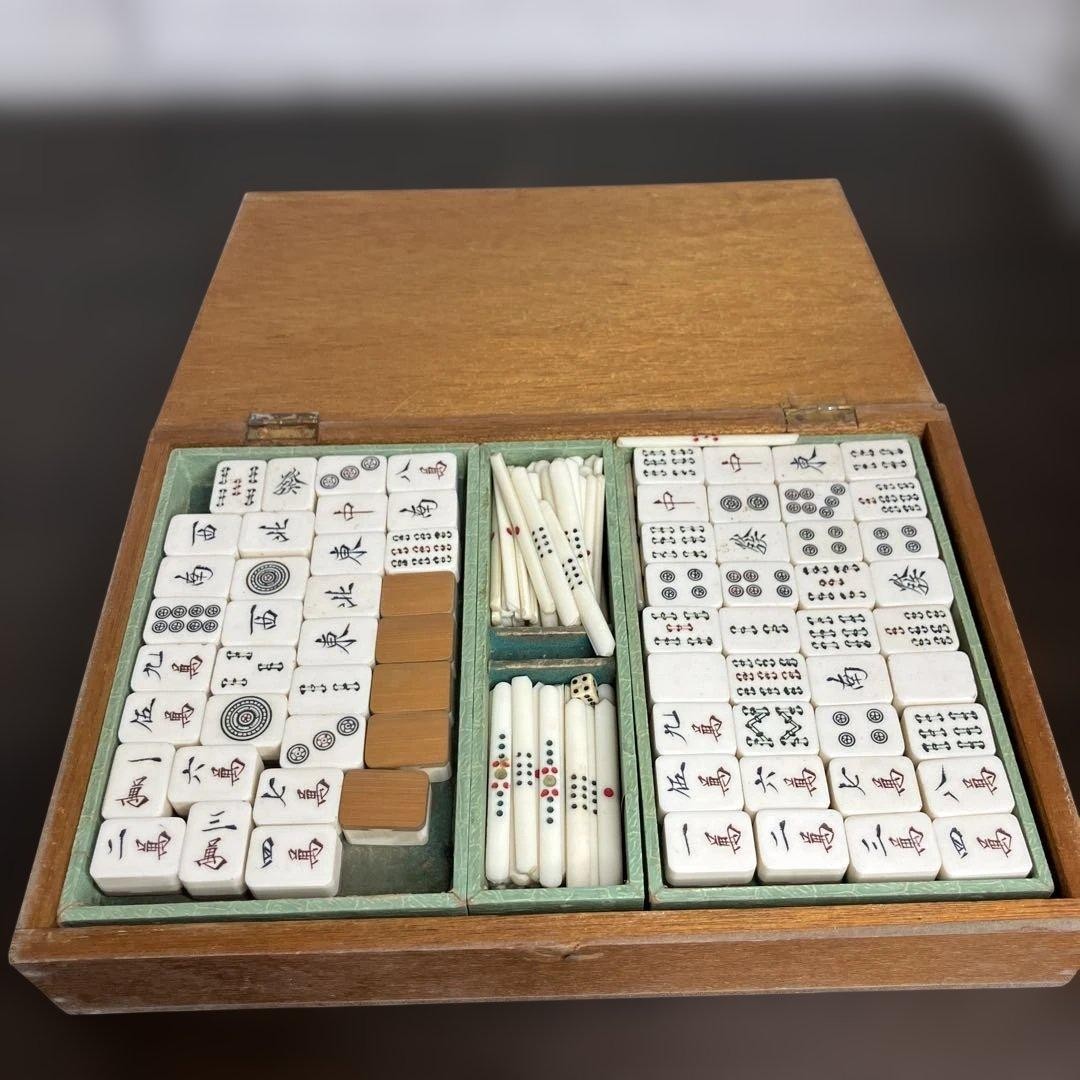 Bamboo Back Mahjong Tile Set