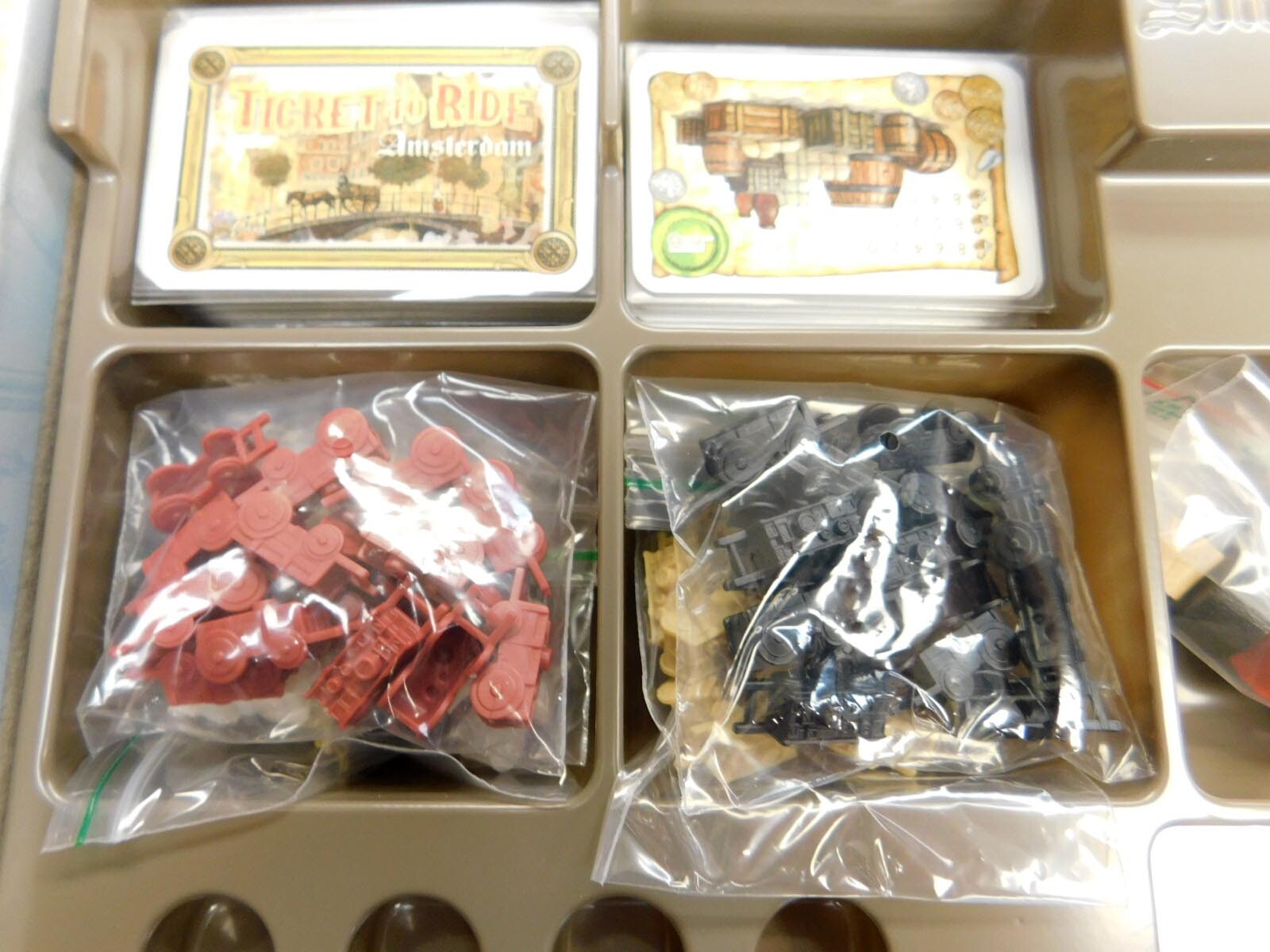 DoW Ticket to Ride Amsterdam in opened but complete and in great shape