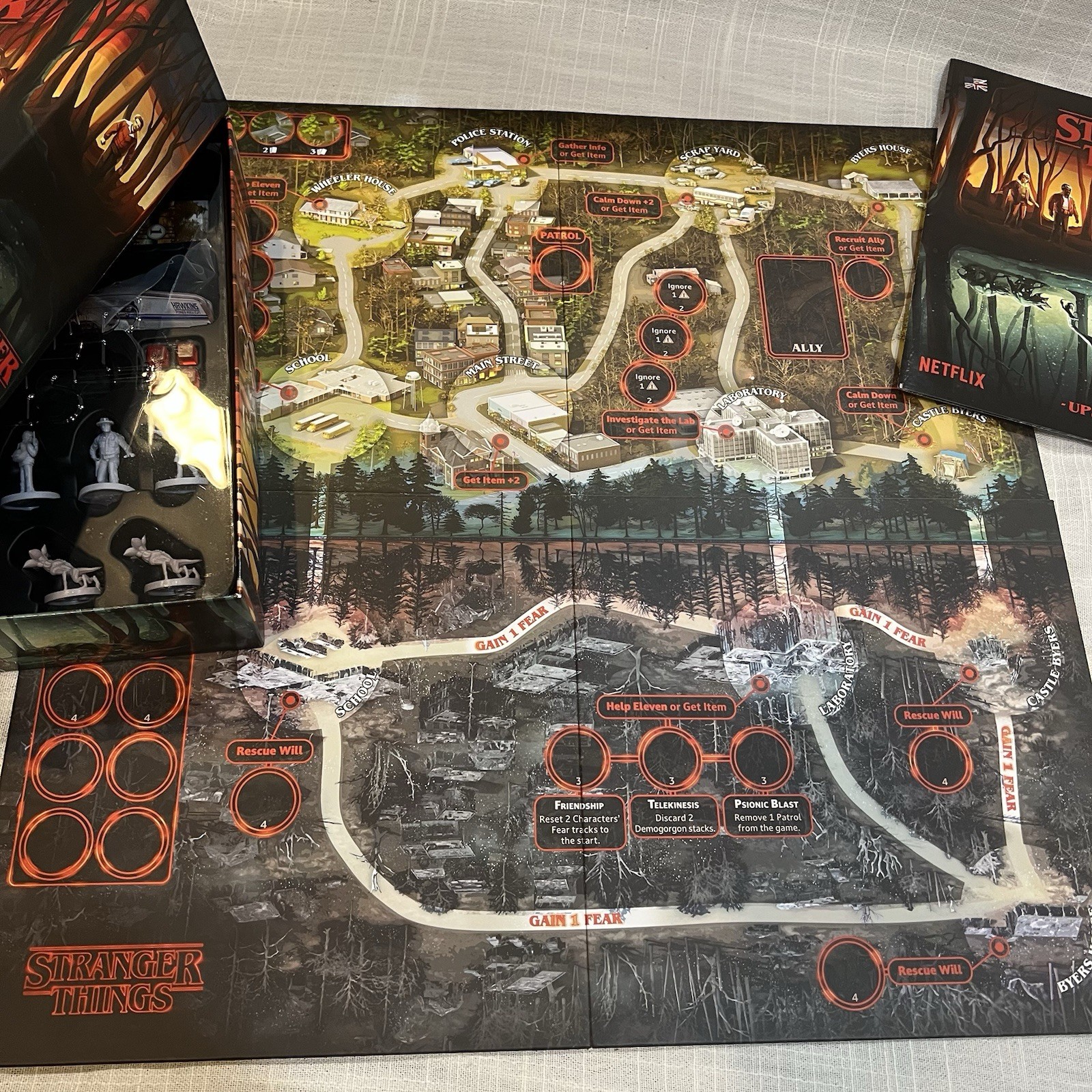 Stranger Things Upside Down Game Netflix CMON 2023 Rob Daviau NEW OTHER COMPLETE
