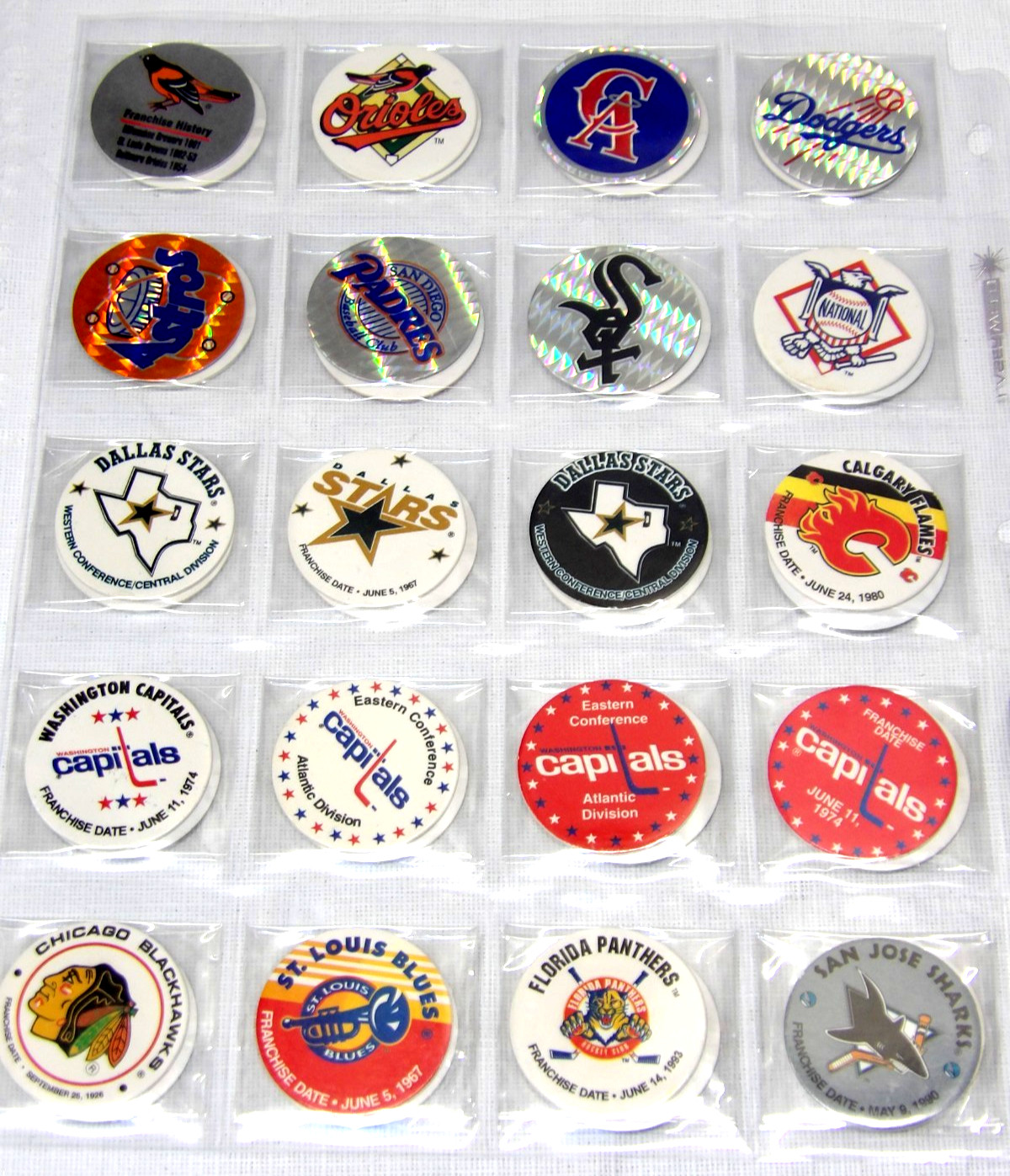 Pogs!• Sports Themed!• 280 Wrapped/Sleeved Pogs!• NFL• NBA• MLB• NHL• FIFA•