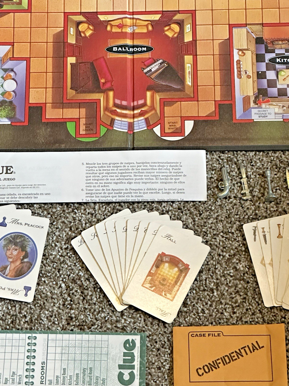 VTG 1998 CLUE Board Game Parker Brothers Hasbro 100% Case Cards Board PARTS